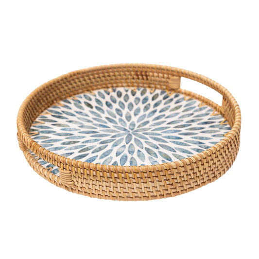Mandalia - Round tray in handmade rattan and mother-of-pearl, blue mandala pattern on transparent background – Handcrafted product, handmade · Kuênia