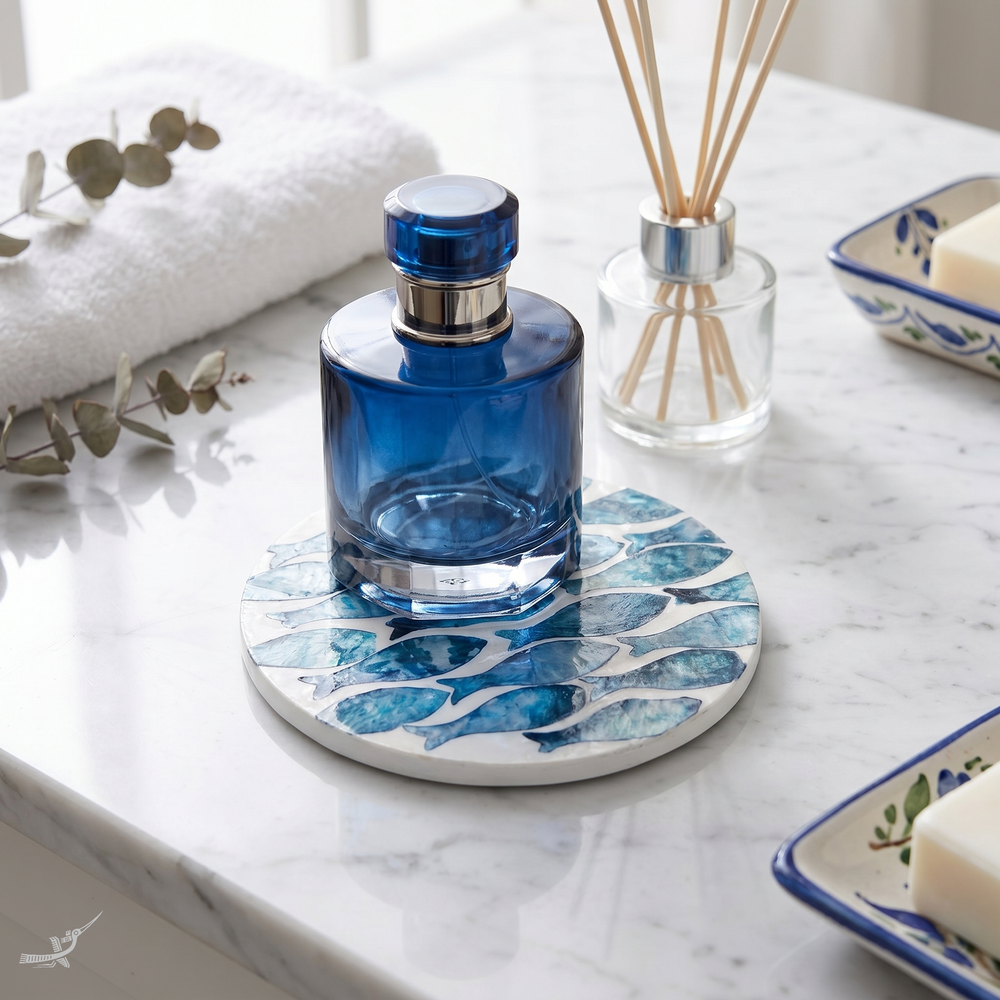 Écailles de Nacre – Boxed set of 6 coasters all mother-of-pearl, fish school pattern – lifestyle view – Handcrafted product, handmade · Kuênia