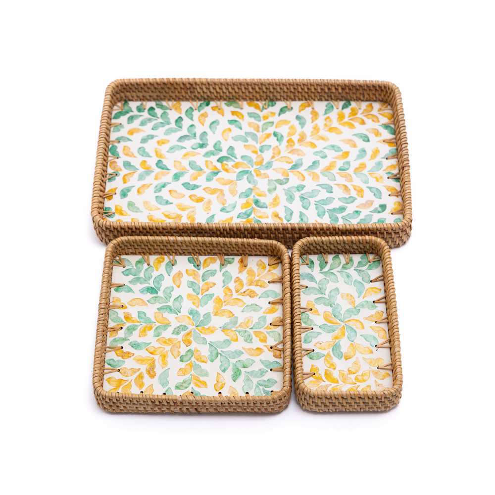 Autonia - Set of 3 rectangular trays in handmade rattan and mother-of-pearl, autumn foliage pattern – view 2 – Handcrafted product, handmade · Kuênia