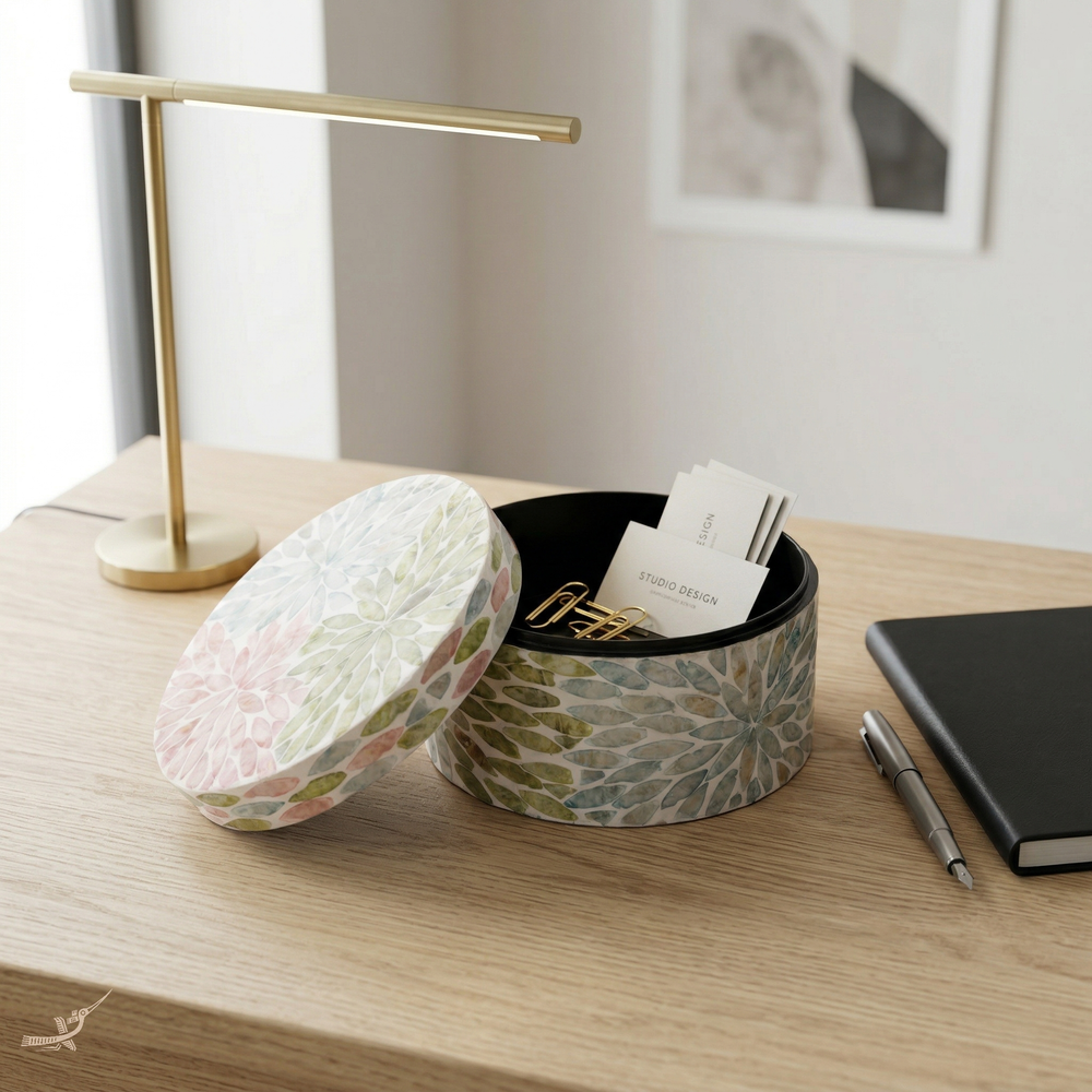 Le Jardin Secret - Round decorative box in mother-of-pearl, pastel floral pattern – lifestyle view – Handcrafted product, handmade · Kuênia