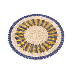 Oasis Marine - Round placemat in handwoven seagrass, blue and yellow pattern – view 2 – Handcrafted product, handmade · Kuênia